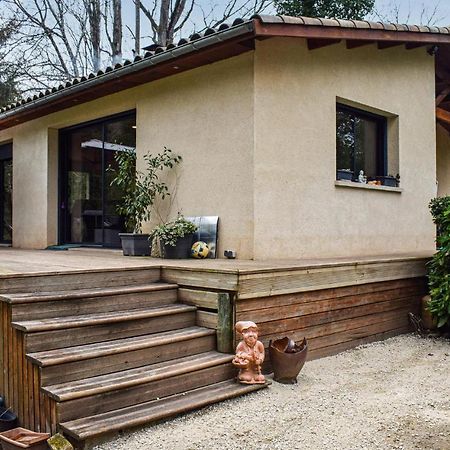 Beautiful Home In Pradines With Kitchen Dış mekan fotoğraf