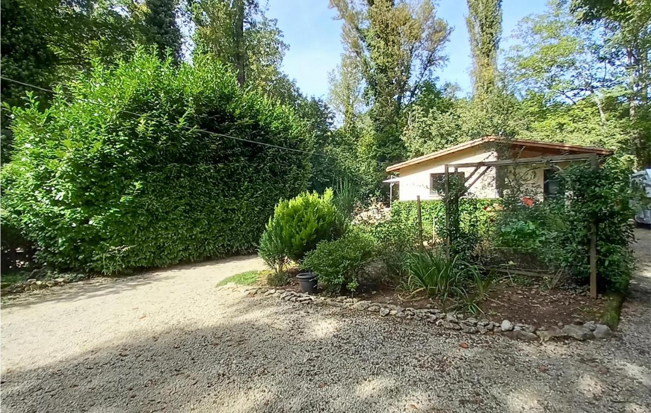 Beautiful Home In Pradines With Kitchen Dış mekan fotoğraf